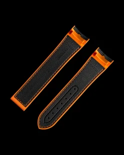 Black rubber strap with foldover clasp for the Seamaster Planet Ocean 600M