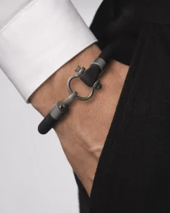 Bracelet, rubber, titanium