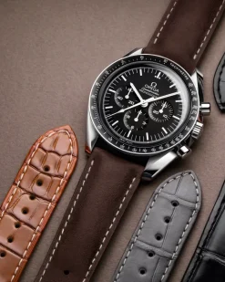 Brown leather strap with pin buckle