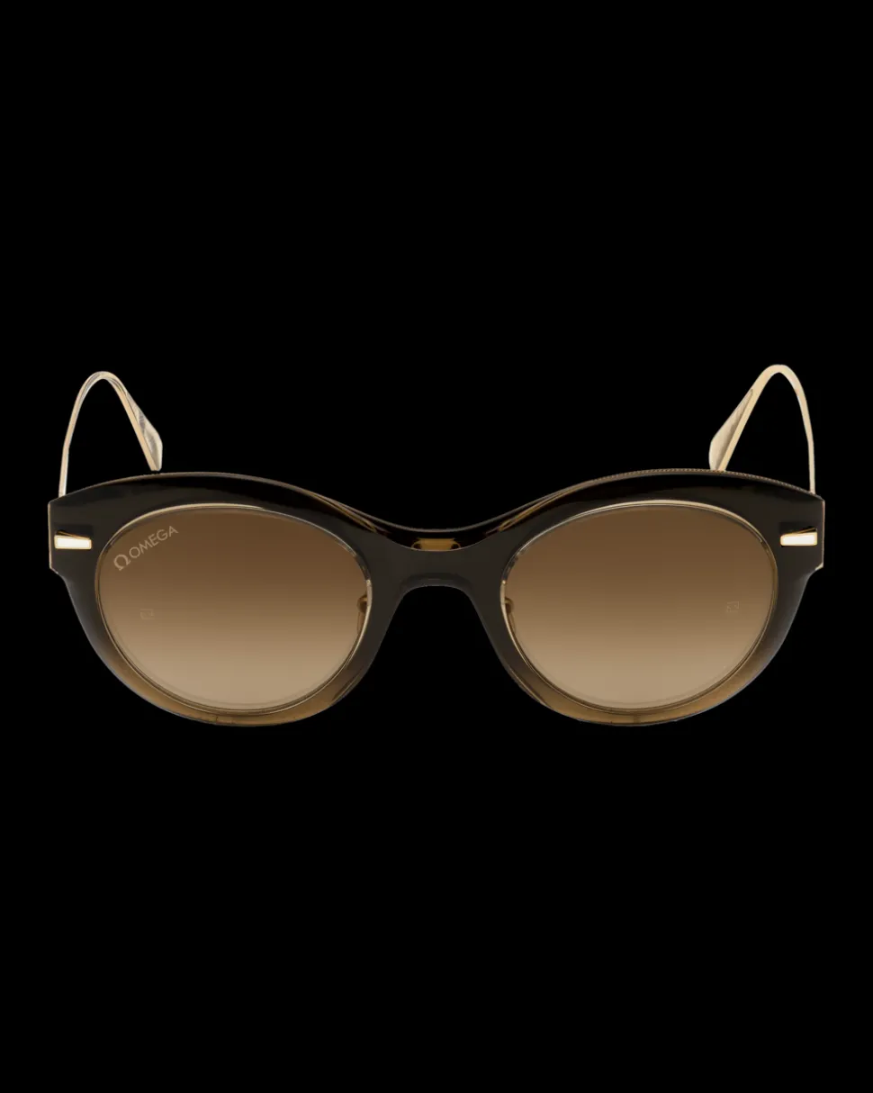 Cat eye style, woman