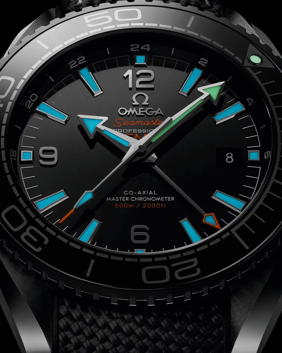 45.5 mm, black ceramic on rubber strap