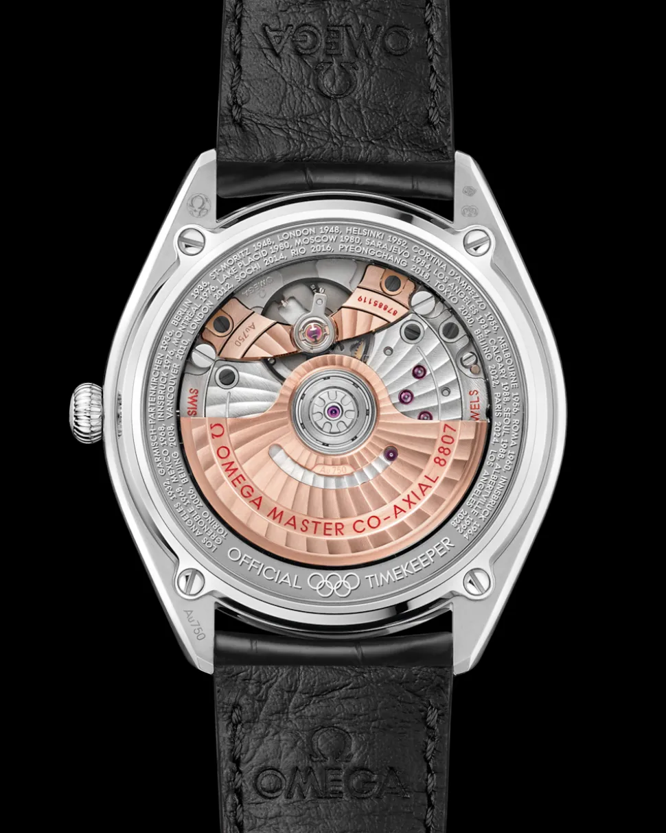 39.5 mm, Canopus Gold™ on leather strap