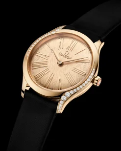 26 mm, Moonshine™ gold on fabric strap