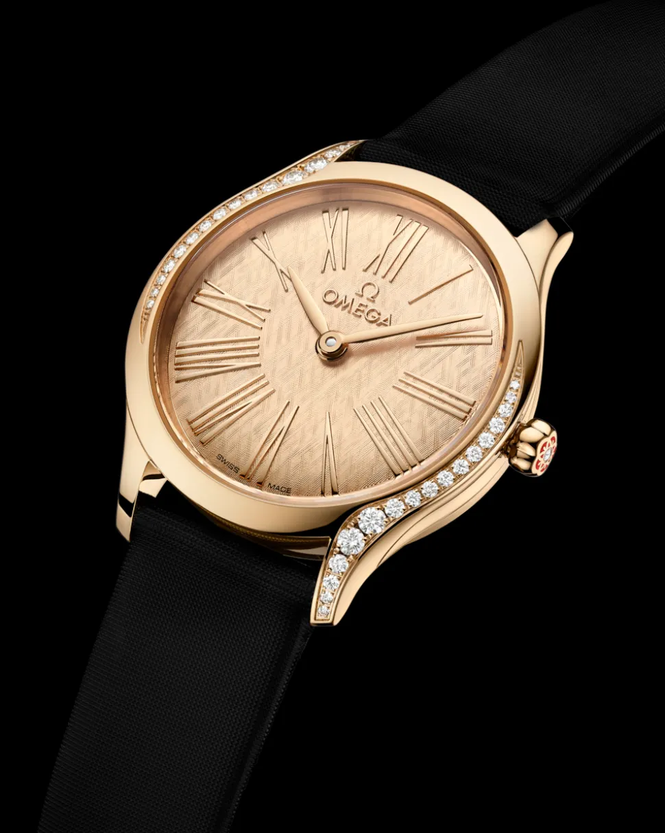 26 mm, Moonshine™ gold on fabric strap