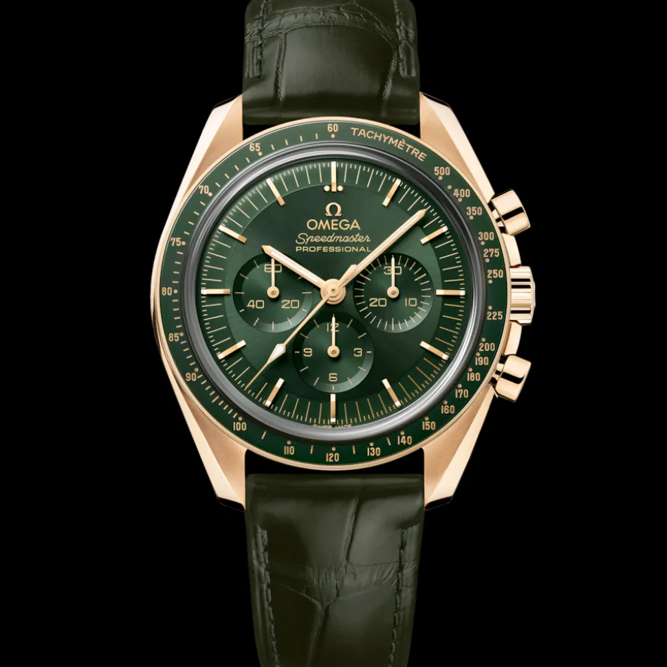 42 mm, Moonshine™ gold on leather strap