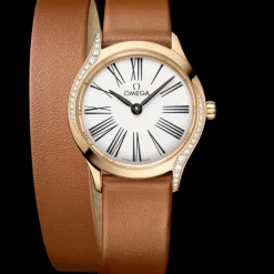 26 mm, Moonshine™ gold on leather strap