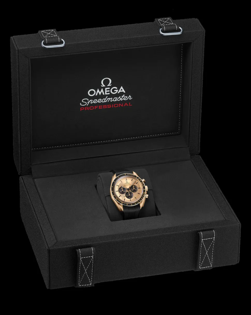 42 mm, Moonshine™ gold on rubber strap