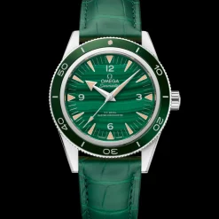 41 mm, platinum on leather strap
