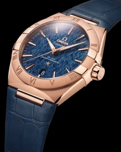 39 mm, Sedna™ gold on leather strap
