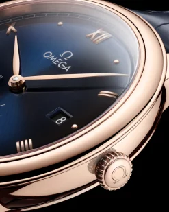 41 mm, Sedna™ gold on leather strap