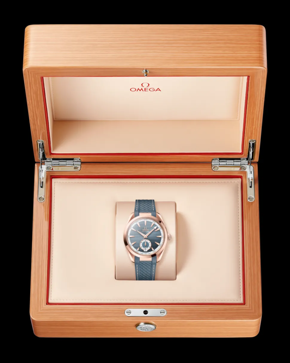 41 mm, Sedna™ gold on rubber strap