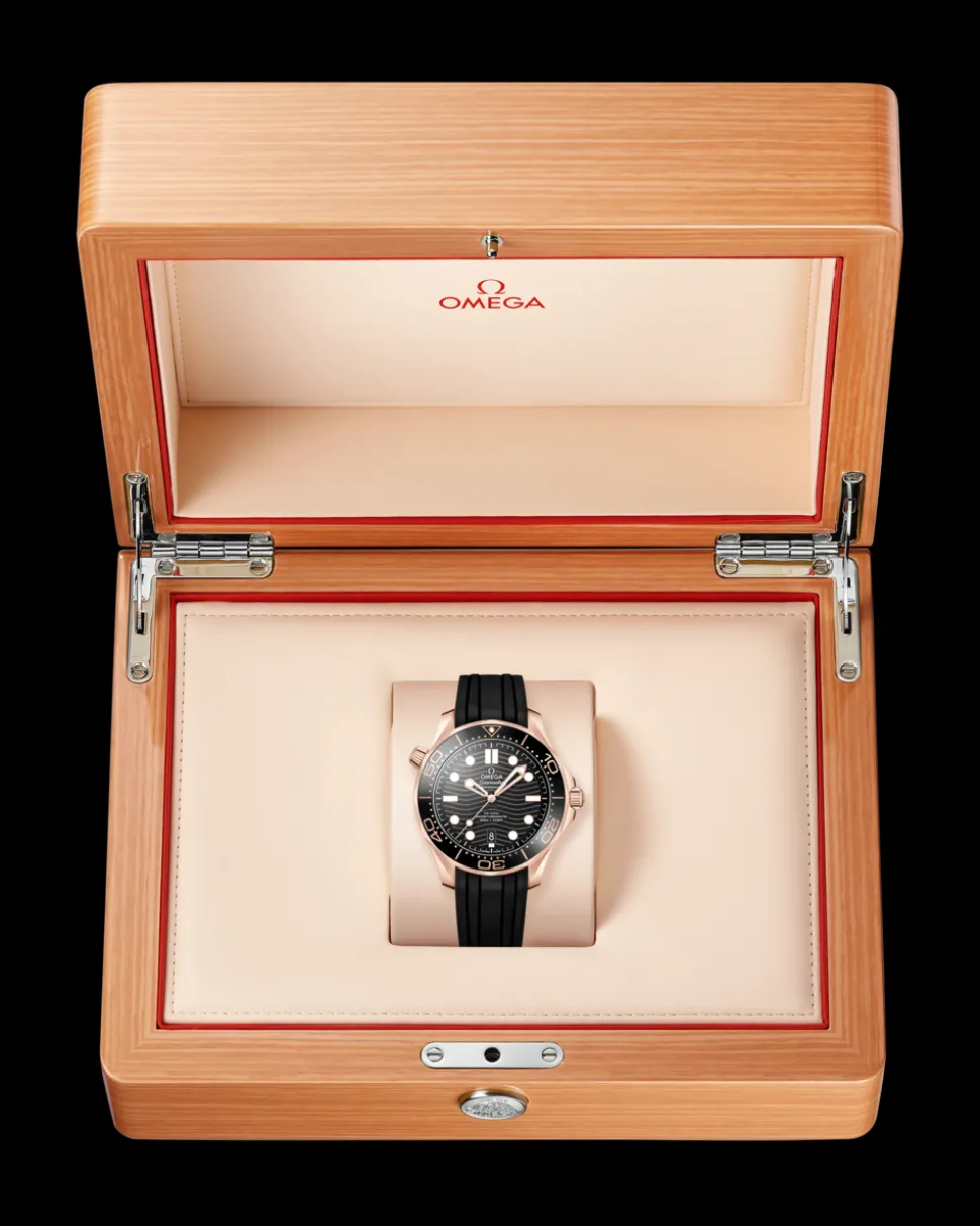 42 mm, Sedna™ gold on rubber strap