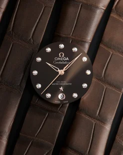 36 mm, steel ‑ Sedna™ gold on leather strap