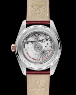 38 mm, steel ‑ Sedna™ gold on leather strap