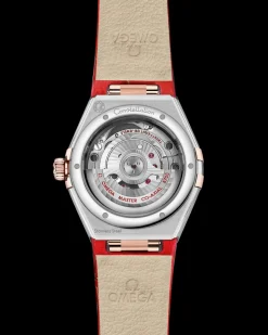 29 mm, steel ‑ Sedna™ gold on leather strap