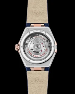 29 mm, steel ‑ Sedna™ gold on leather strap