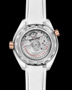 39.5 mm, steel ‑ Sedna™ gold on leather strap with rubber lining
