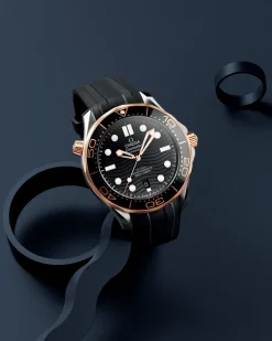 42 mm, steel ‑ Sedna™ gold on rubber strap