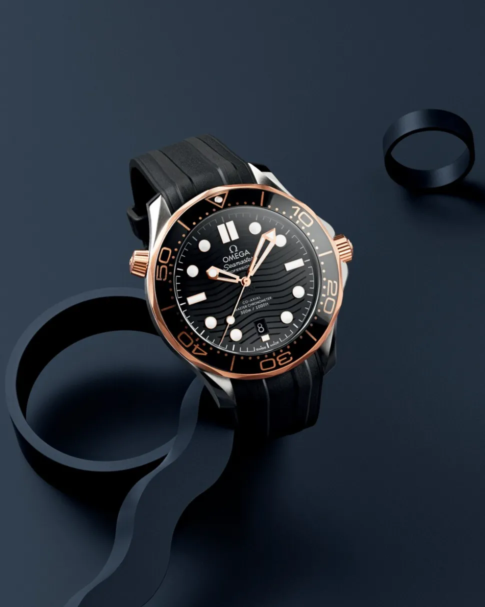 42 mm, steel ‑ Sedna™ gold on rubber strap