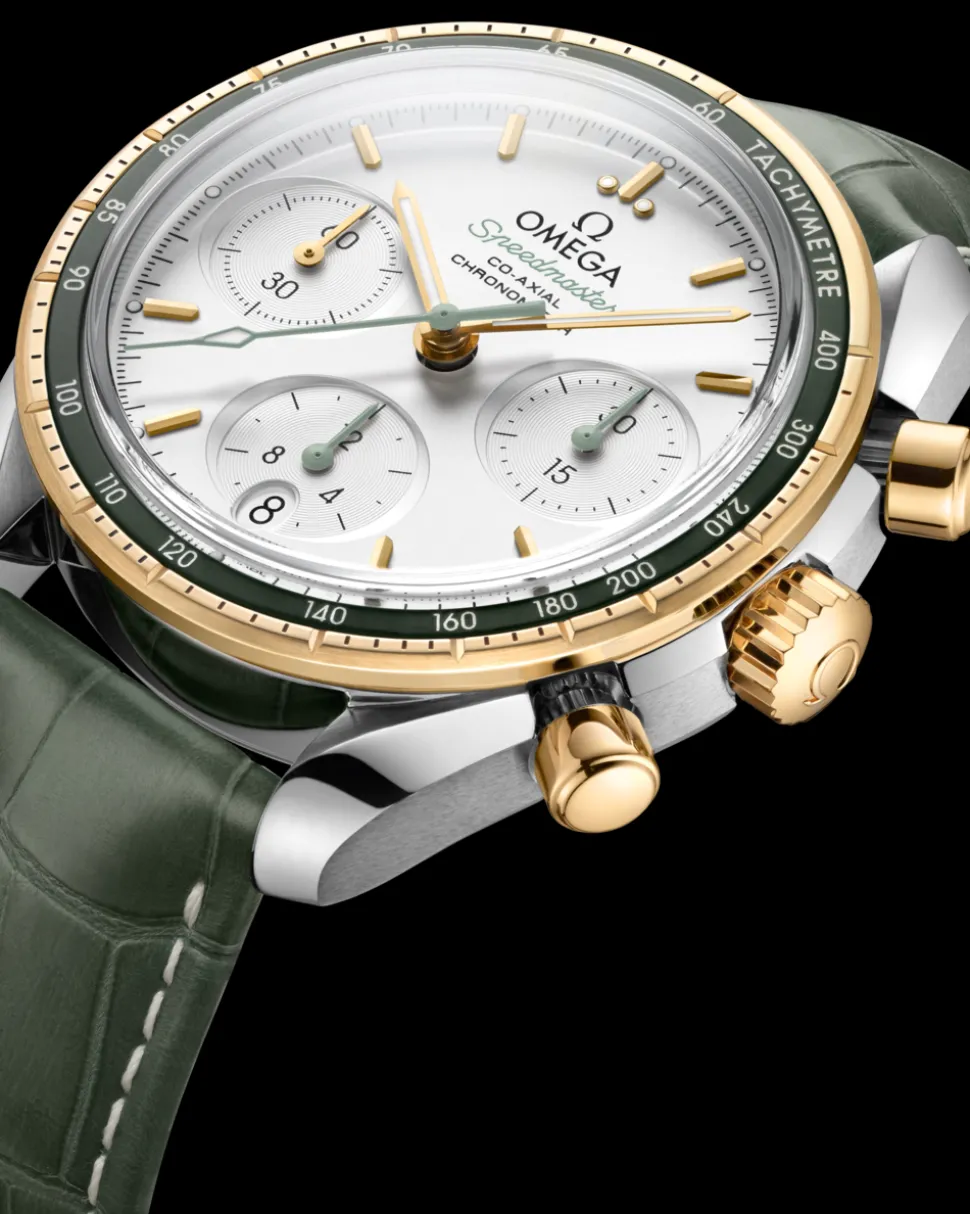 38 mm, steel ‑ yellow gold on leather strap