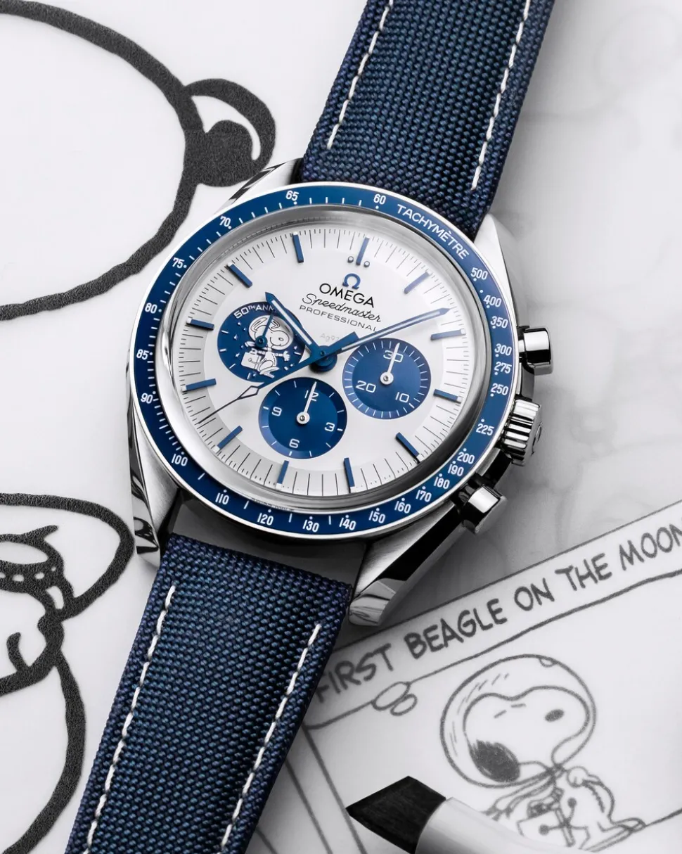 42 mm, steel on coated nylon fabric strap