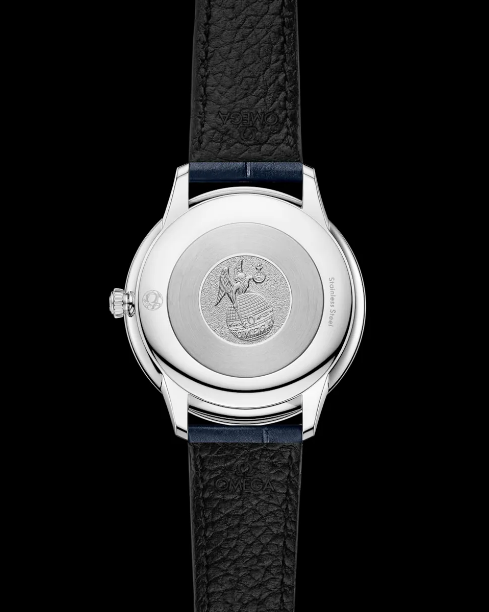 30 mm, steel on leather strap