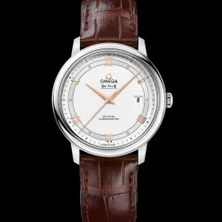 39.5 mm, steel on leather strap