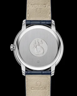 39.5 mm, steel on leather strap