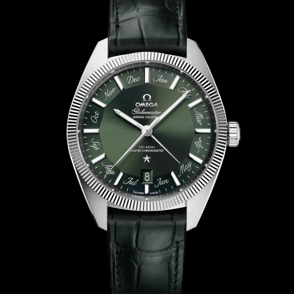 41 mm, steel on leather strap