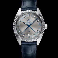41 mm, steel on leather strap