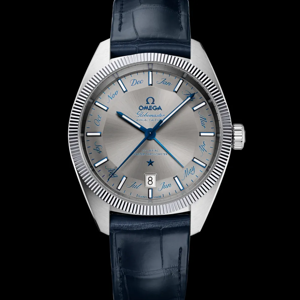 41 mm, steel on leather strap