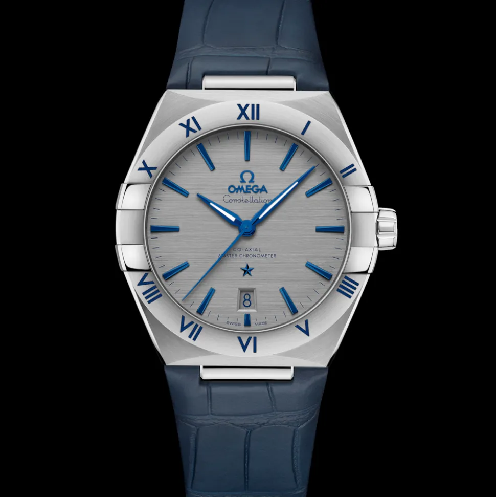 39 mm, steel on leather strap