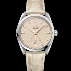 38 mm, steel on leather strap