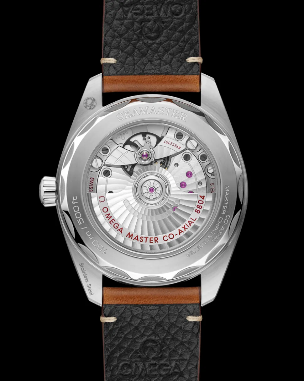 38 mm, steel on leather strap