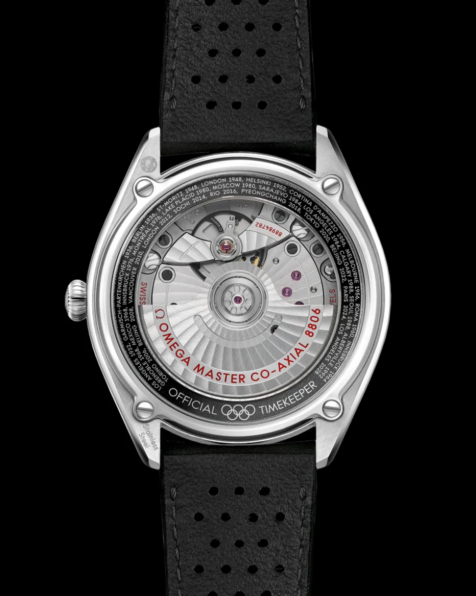 39.5 mm, steel on leather strap