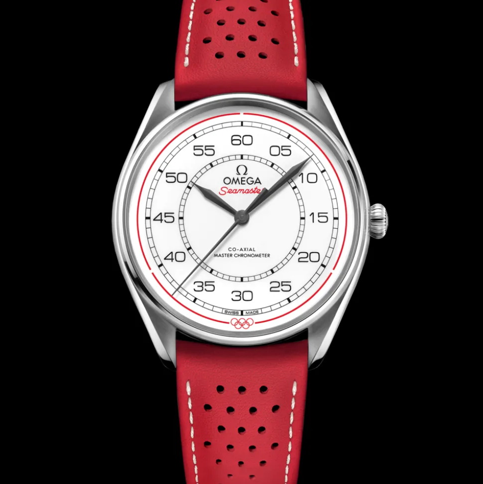 39.5 mm, steel on leather strap