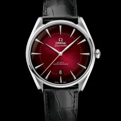 39.5 mm, steel on leather strap