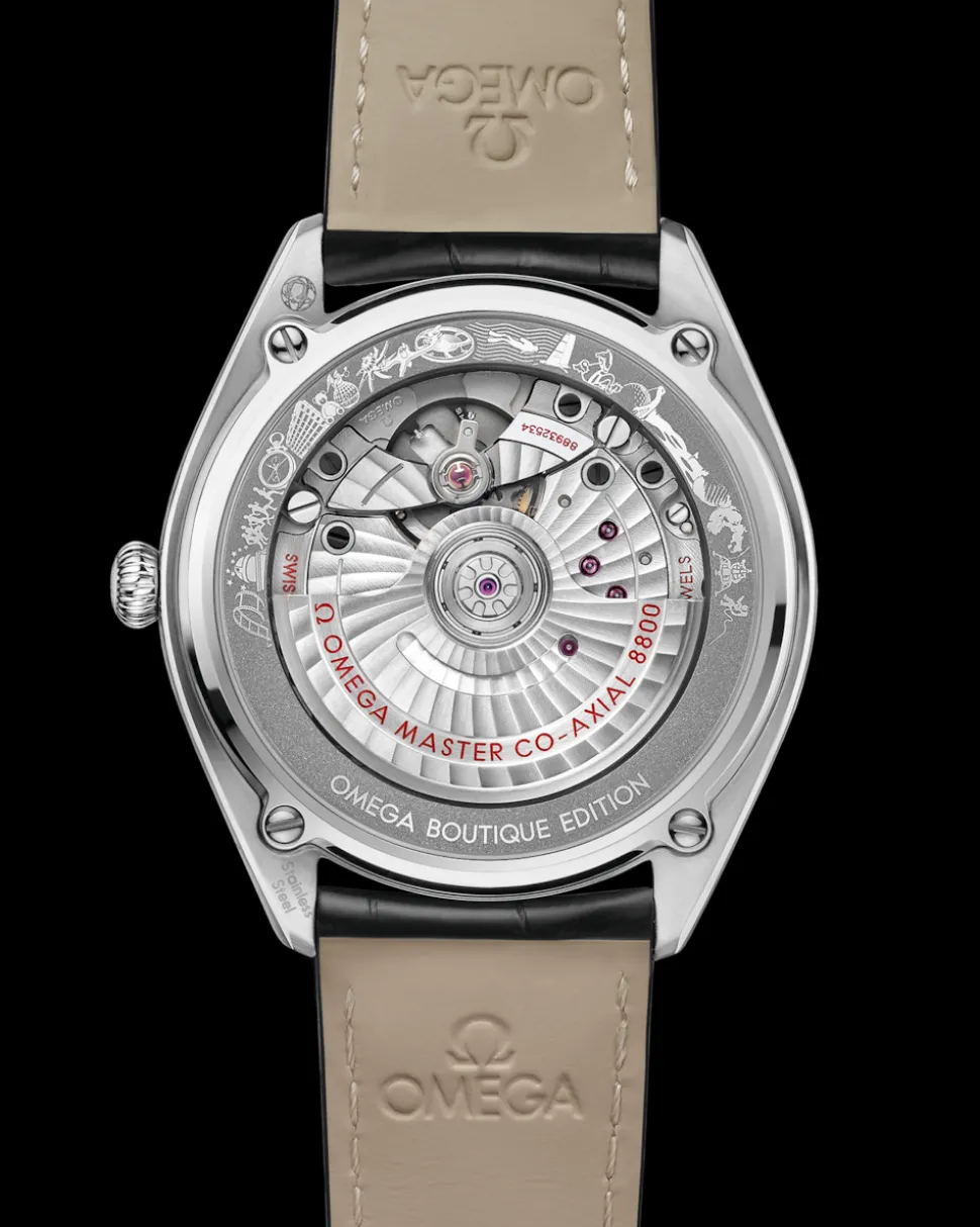 39.5 mm, steel on leather strap