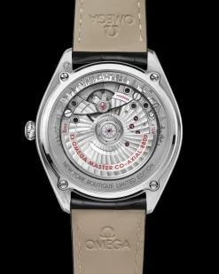 39.5 mm, steel on leather strap