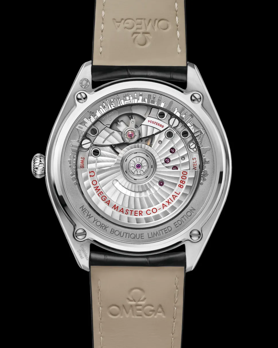 39.5 mm, steel on leather strap