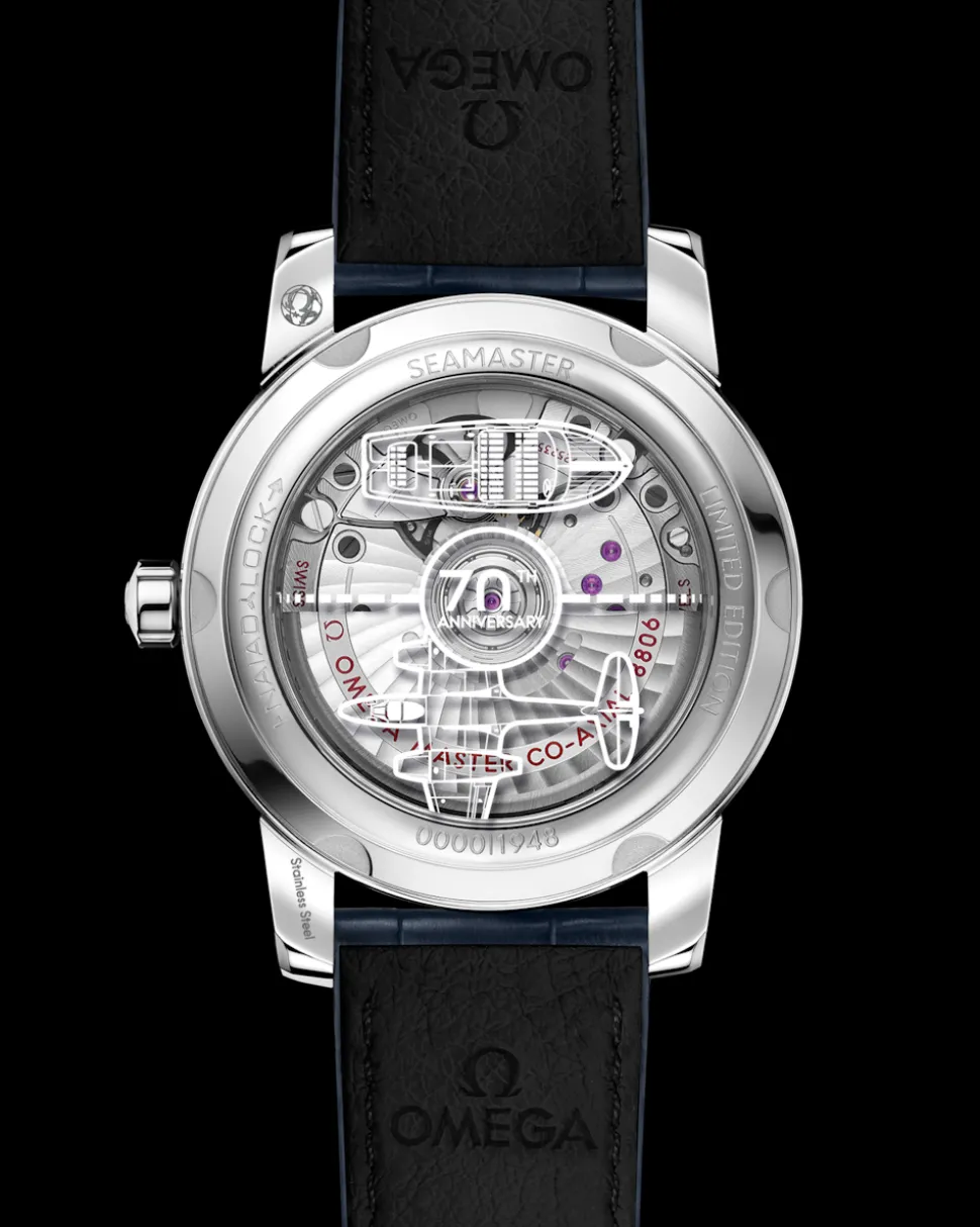 38 mm, steel on leather strap