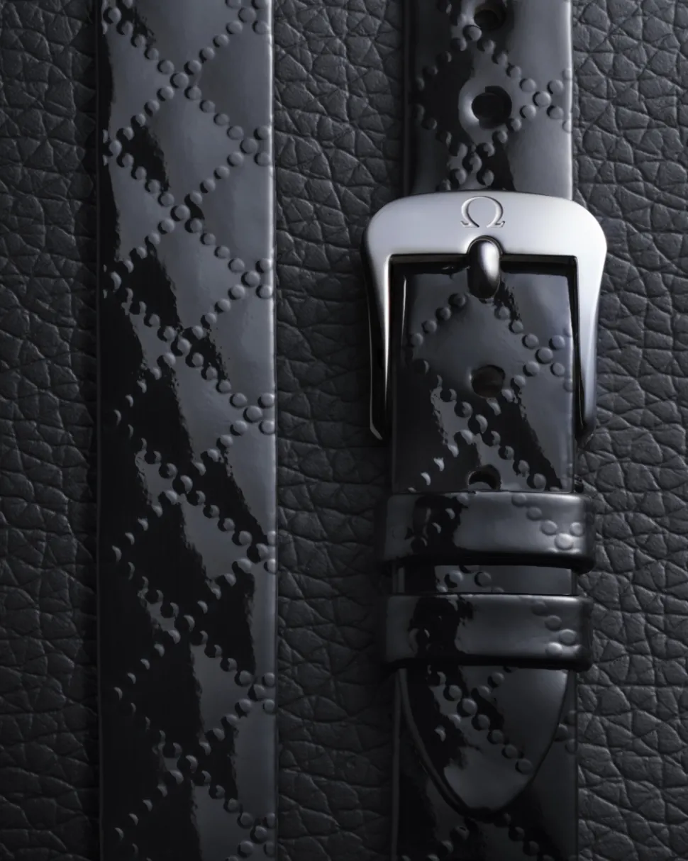 26 mm, steel on leather strap