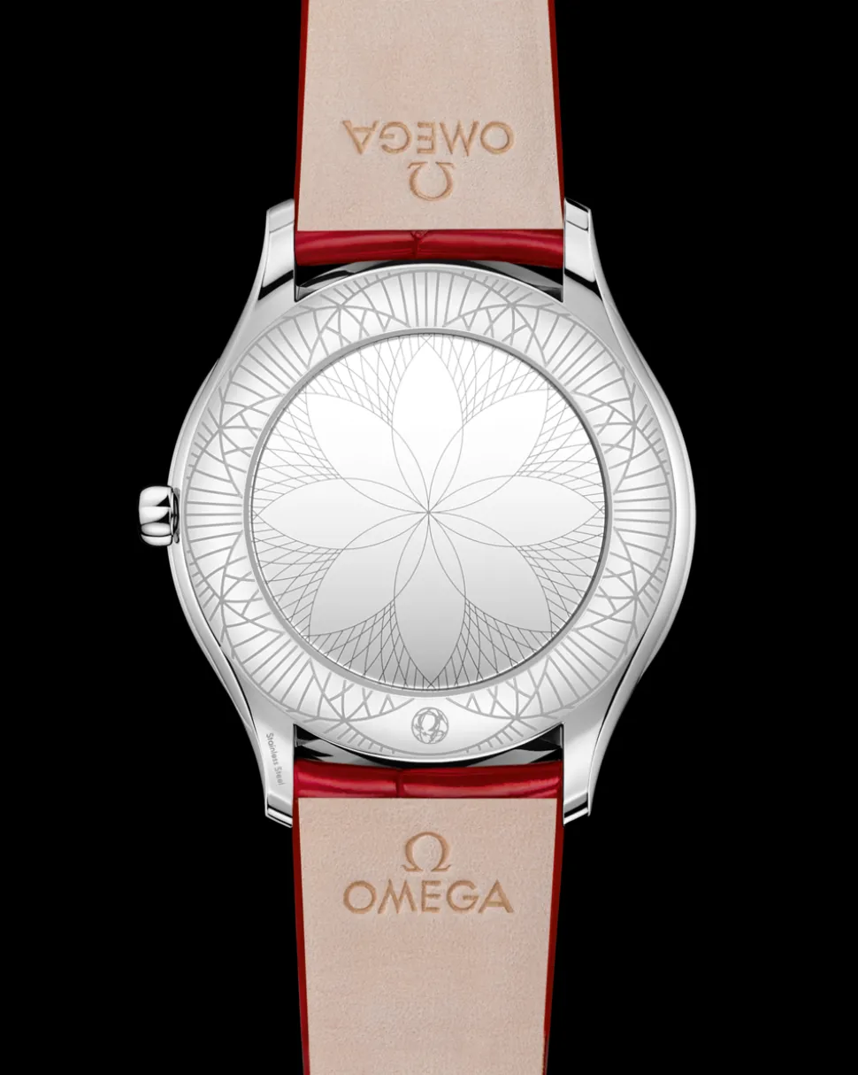 36 mm, steel on leather strap