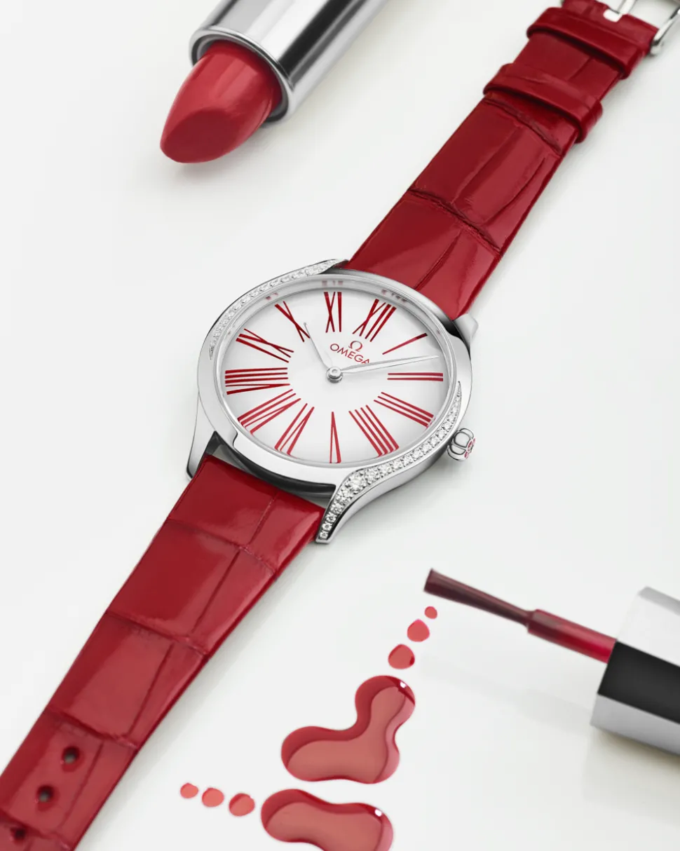 36 mm, steel on leather strap