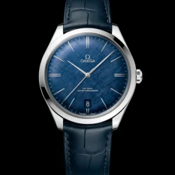 40 mm, steel on leather strap