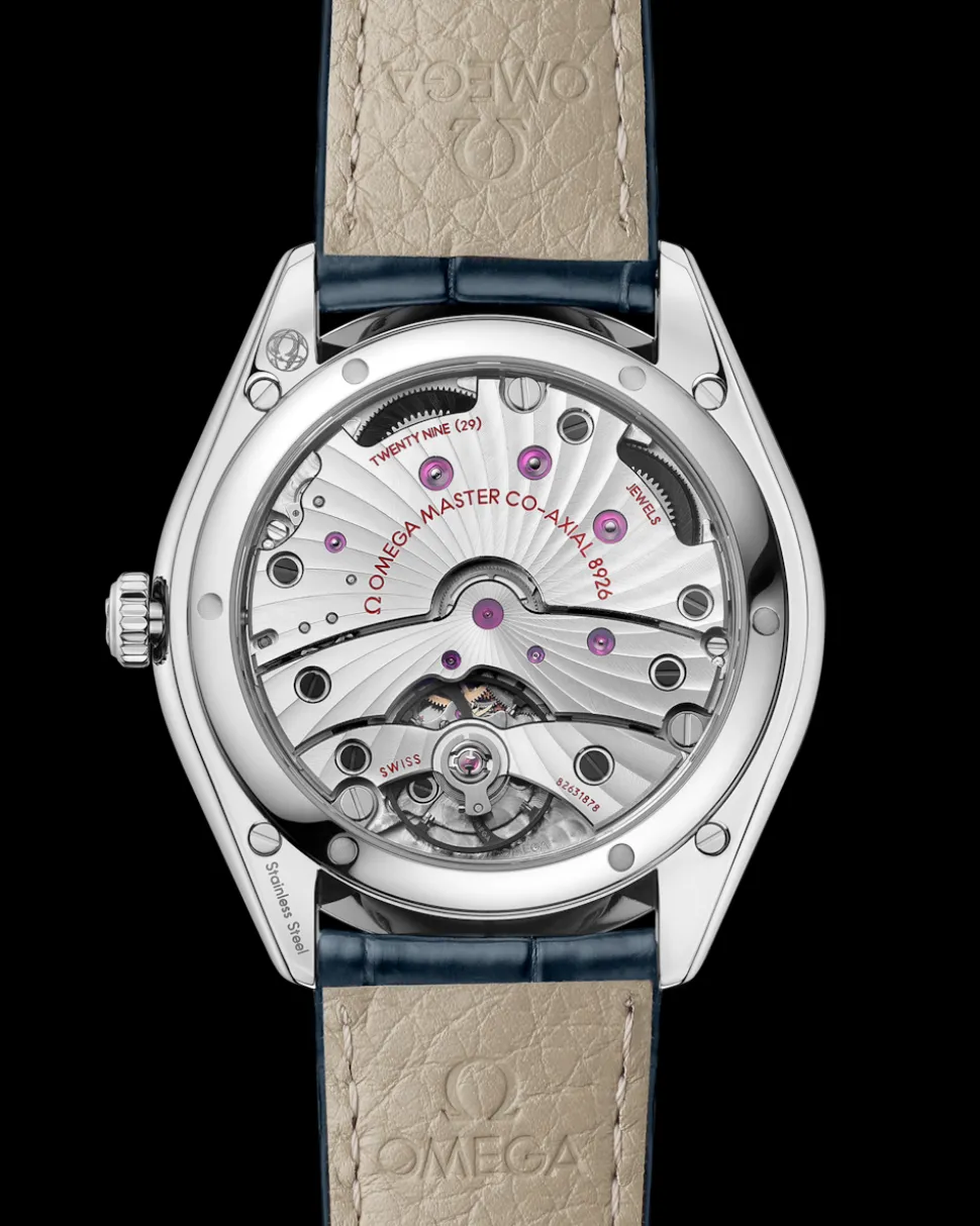 40 mm, steel on leather strap