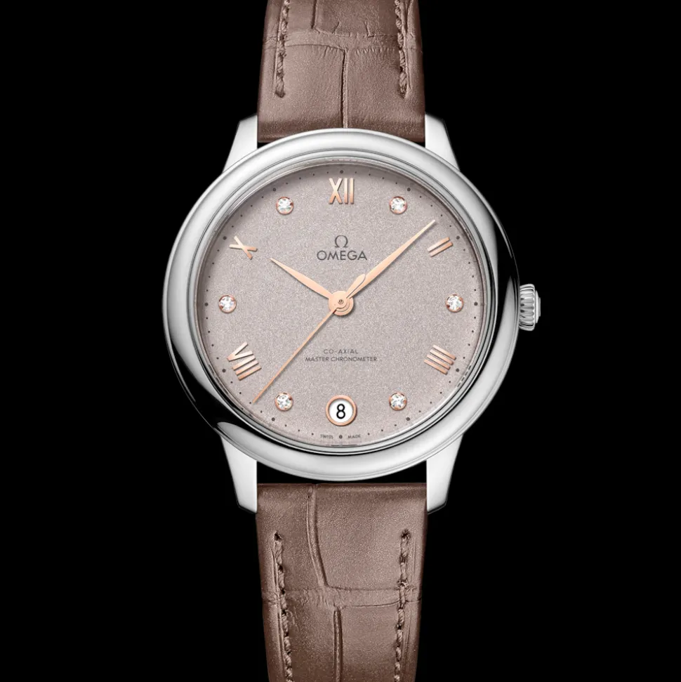 34 mm, steel on leather strap