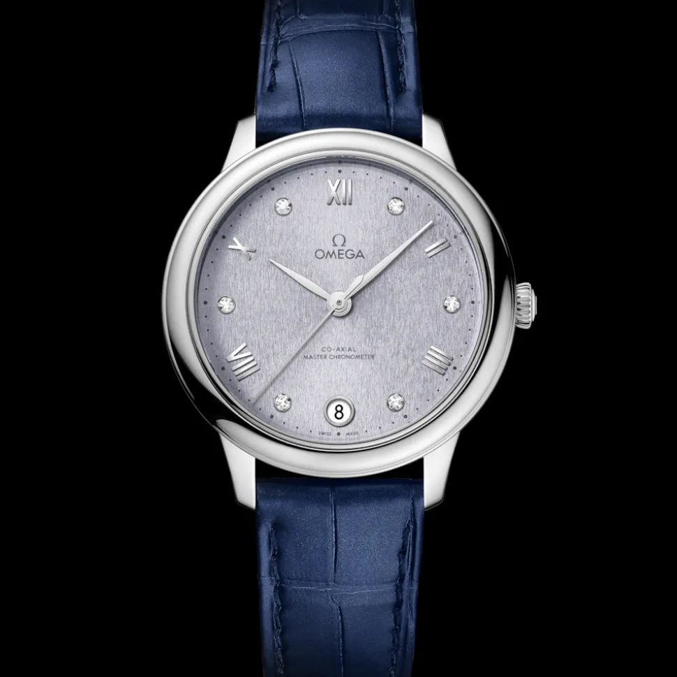 34 mm, steel on leather strap