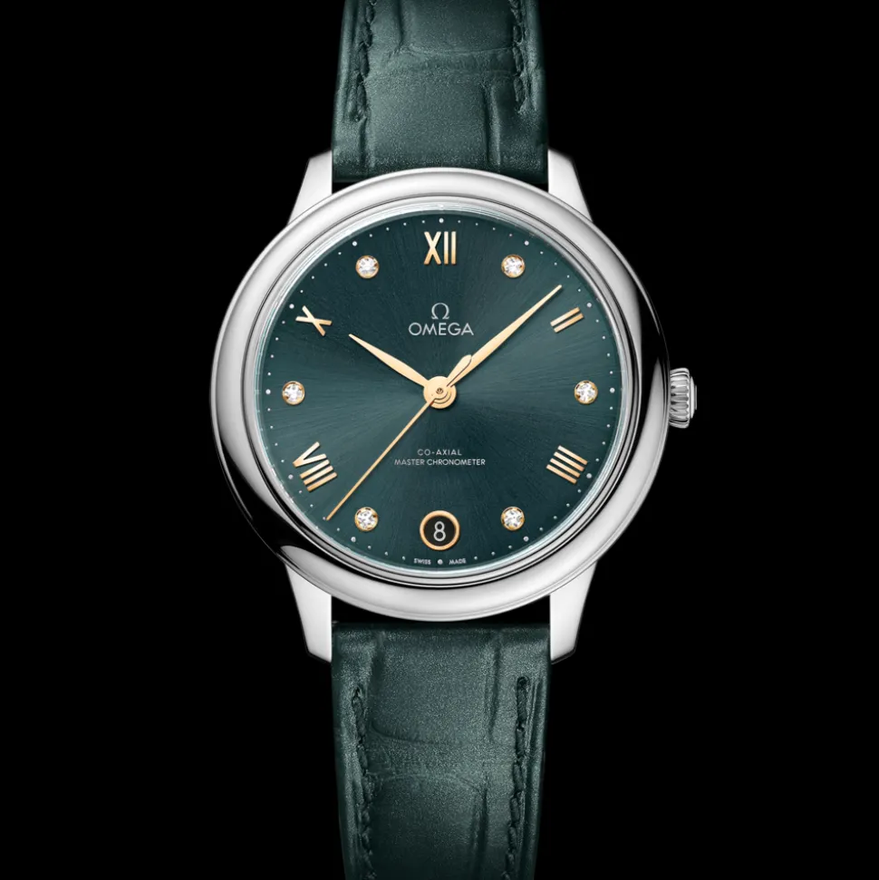 34 mm, steel on leather strap
