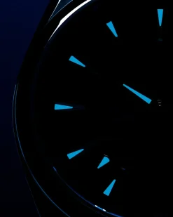 41 mm, steel on rubber strap